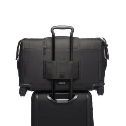 Tumi Alpha Garment 4 Wheel Carry-On Black 12 Tumi Alpha Garment 4 Wheel Carry-On Black -Goedkope Koffert Rein Winkel image 12142