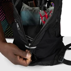 Osprey Katari 7 Black 24 Osprey Katari 7 Black -Goedkope Koffert Rein Winkel image 18059