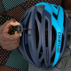 Osprey Syncro 12 Coal Grey 28 Osprey Syncro 12 Coal Grey -Goedkope Koffert Rein Winkel image 19445