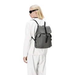Rains Rucksack Cargo W3 Black Grey 5 Rains Rucksack Cargo W3 Black Grey -Goedkope Koffert Rein Winkel image 20550