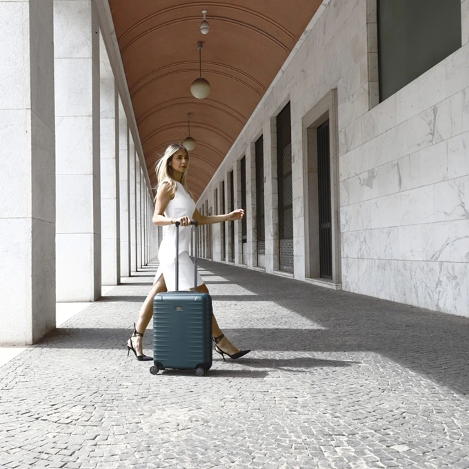 TITAN Litron 4 Wheel Trolley S Black 3 TITAN Litron 4 Wheel Trolley S Black - Afbeelding 3